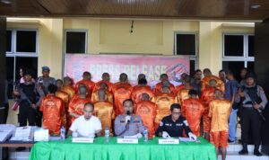 Kapolres Kuansing AKBP Pangacup saat menyampaikan jumlah tersangka kasus narkotika. Foto/Mengabarkan.com